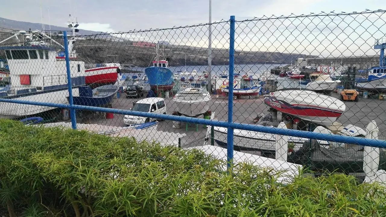 شقة بلايا دي سان خوان  في Apartamento A Pie De Playa